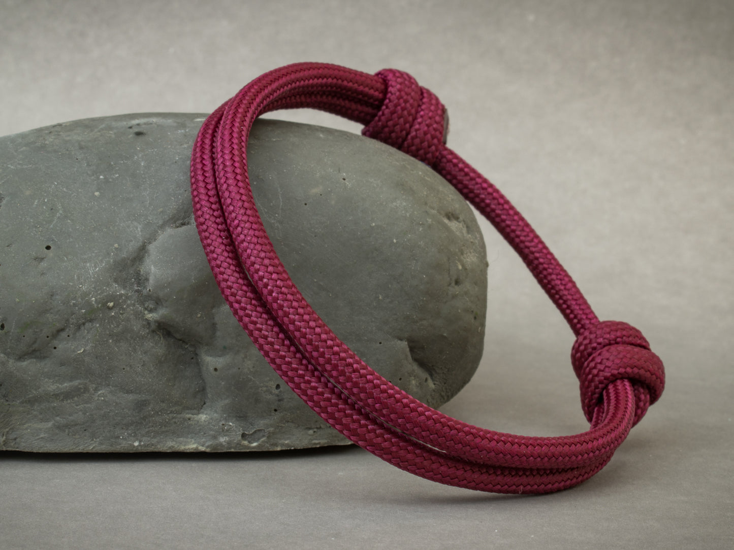 Unisex Adjustable 550 Paracord Bracelet - (#023) Maroon