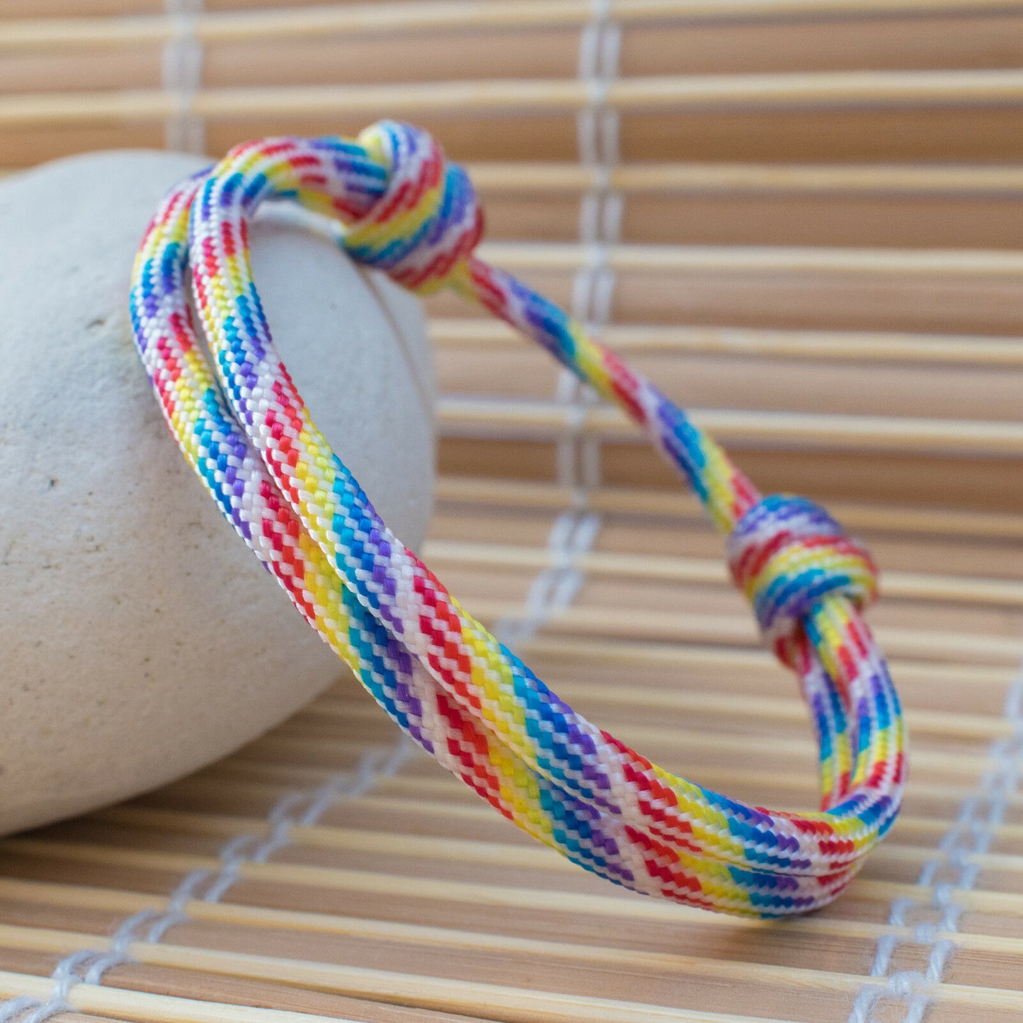 Unisex Adjustable 550 Paracord Bracelet - (#021) Rainbow / LGBT Pride