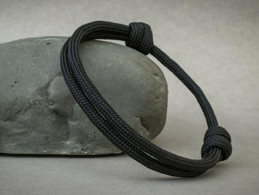 Unisex Adjustable 550 Paracord Bracelet - (#001) Black