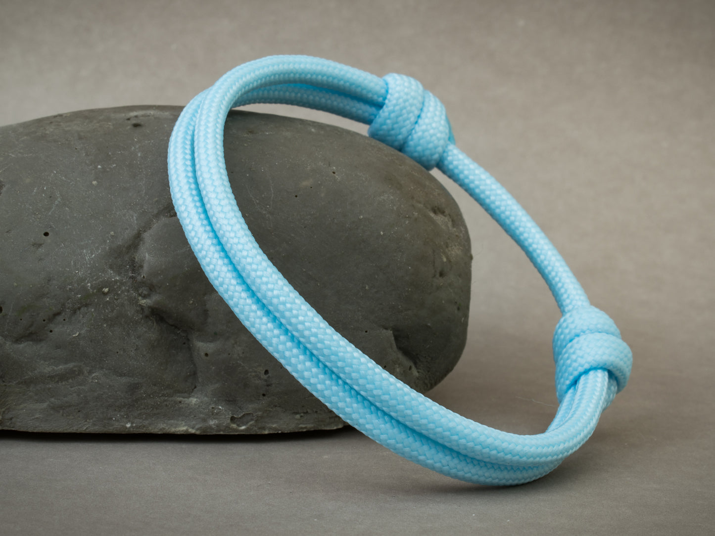 Unisex Adjustable 550 Paracord Bracelet - (#003) Ice Blue